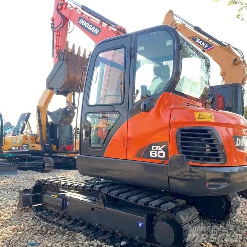 Doosan DX60 Raupenbagger