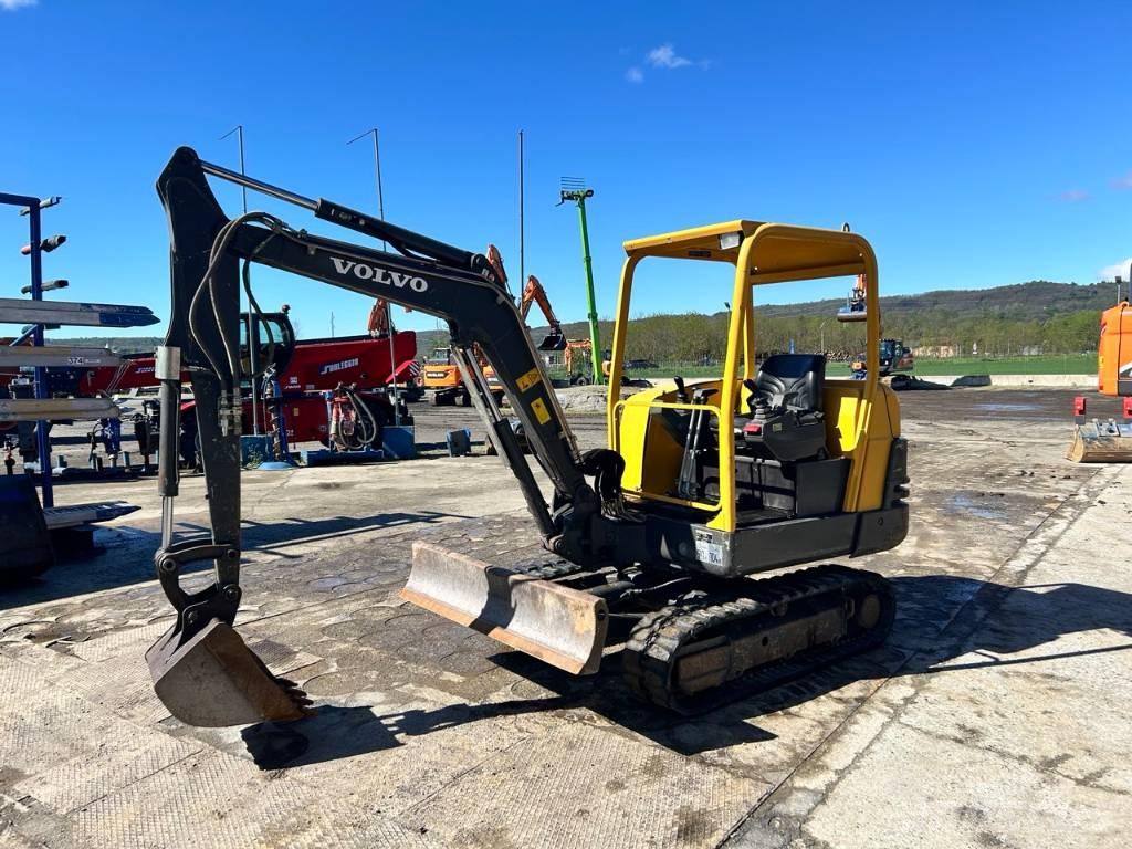 Volvo EC 25 Minibagger < 7t