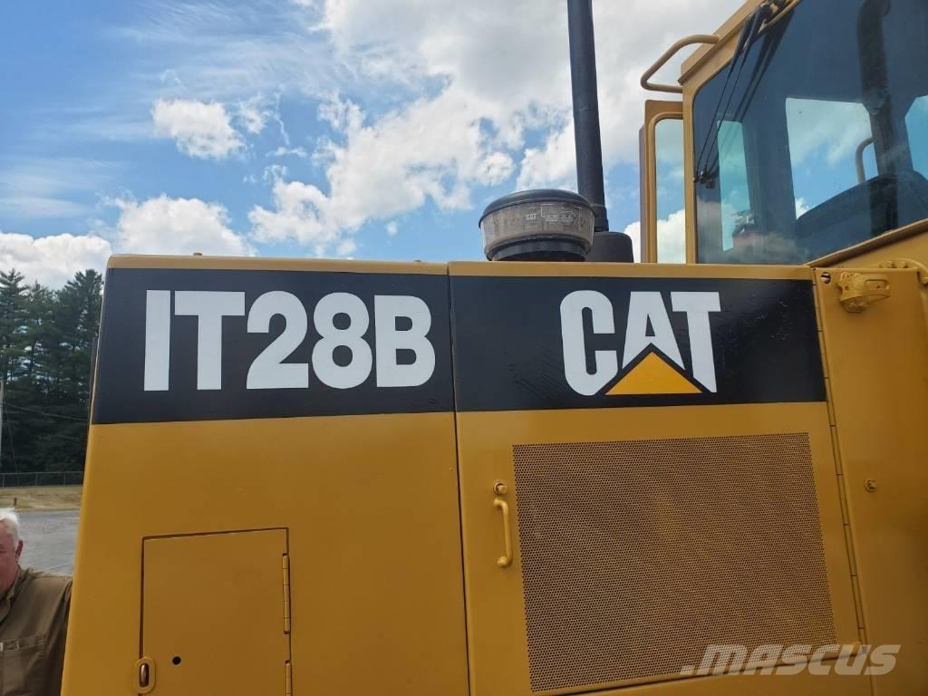 CAT IT 28 B Radlader