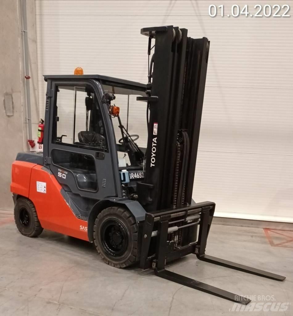 Toyota 40-8FD50N Diesel Stapler