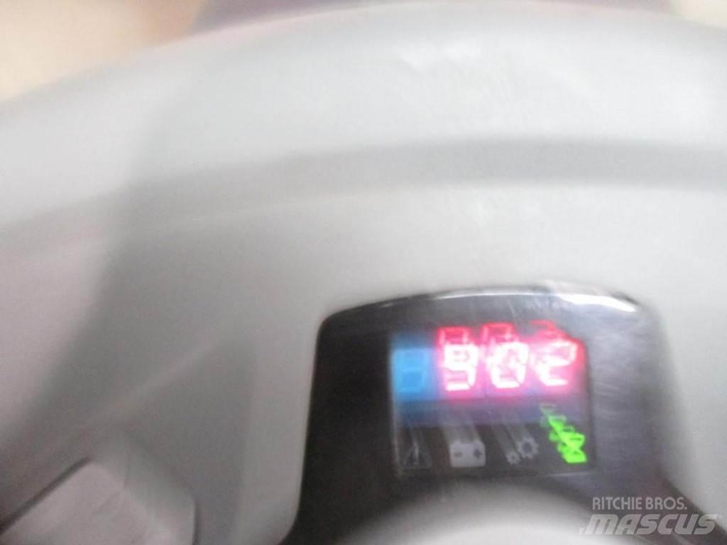 BT LWE 160 Niedergabelstapler