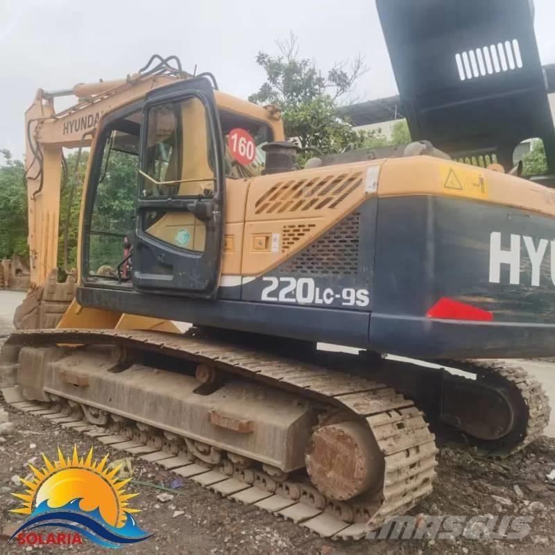 Hyundai R220LC-9S Raupenbagger