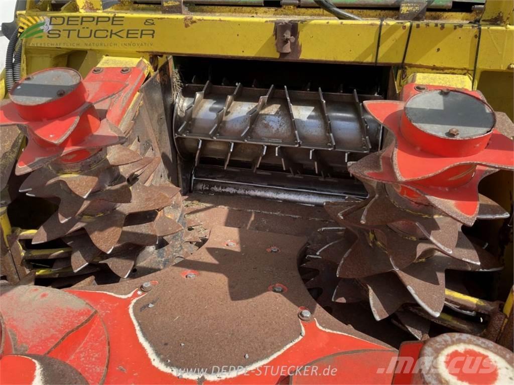 John Deere 6810 Feldhäcksler