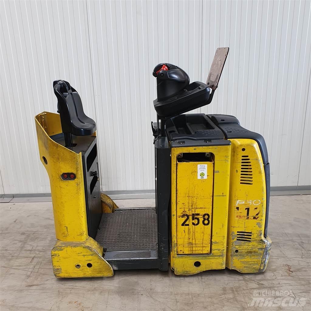 Linde P30C Schlepper