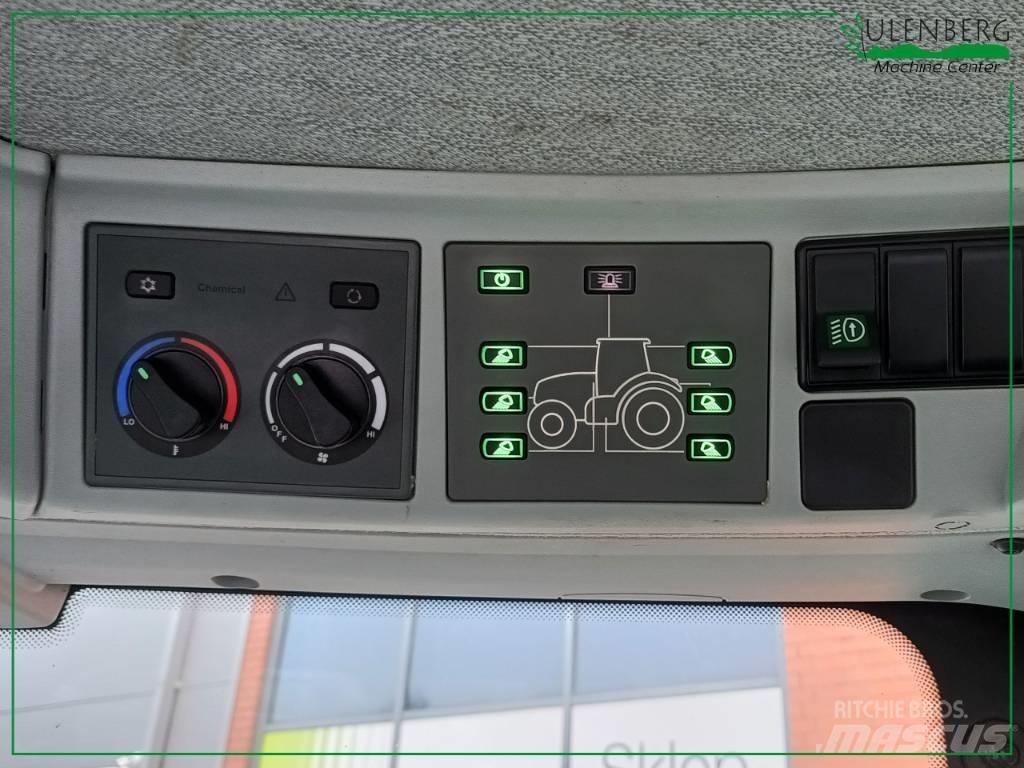 CLAAS Axion 850 Traktoren