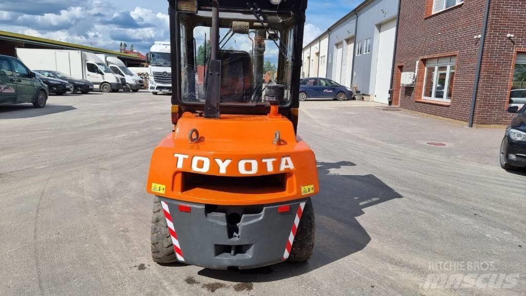 Toyota FD 55 Diesel Stapler