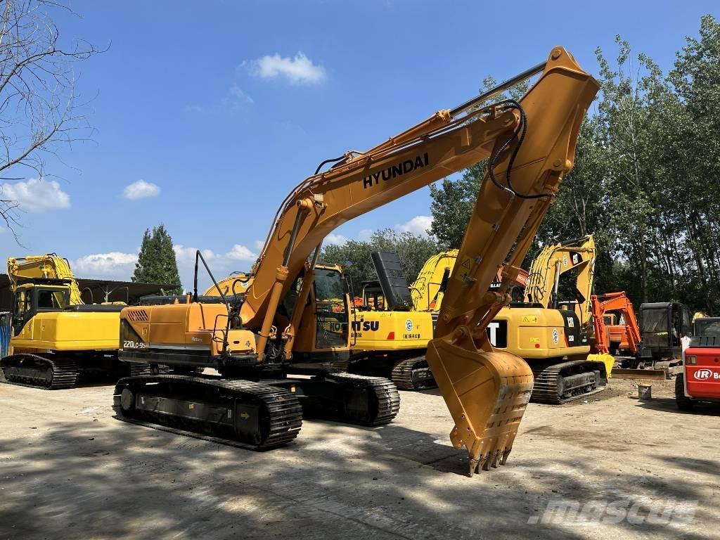Hyundai R220LC-9S Raupenbagger