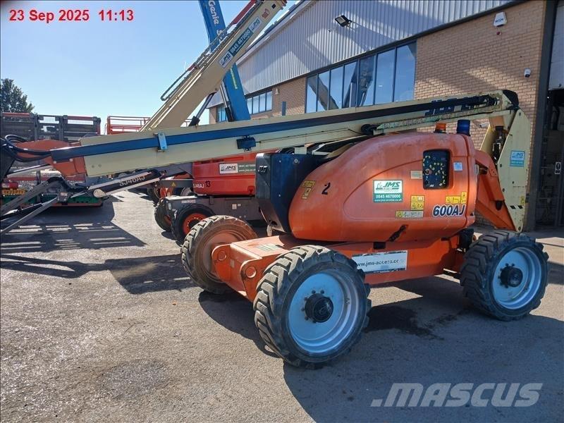 JLG 600 AJ Gelenkteleskoparbeitsbühnen