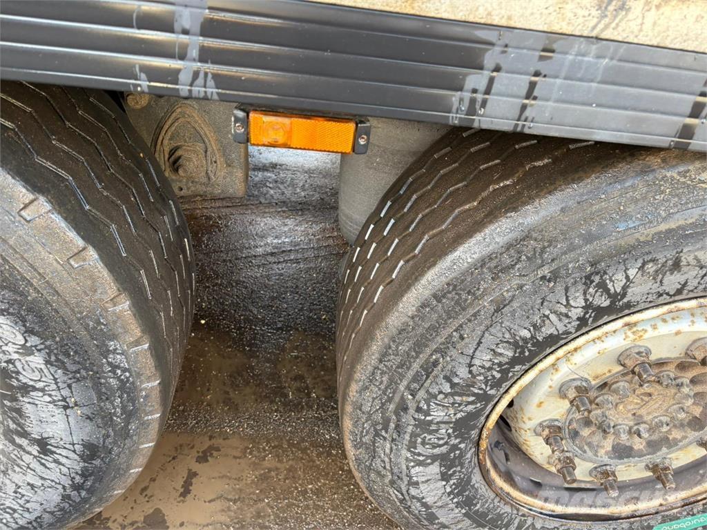 Krone 3aks Curtainsiderauflieger