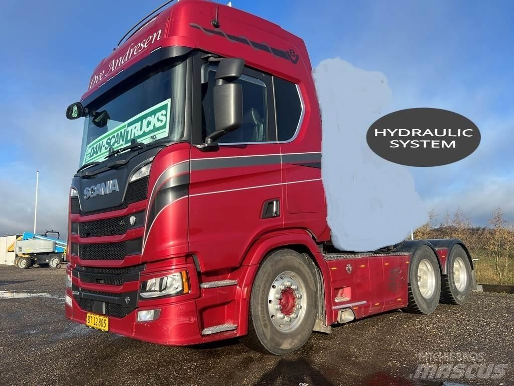 Scania R650 6x4 Sattelzugmaschinen