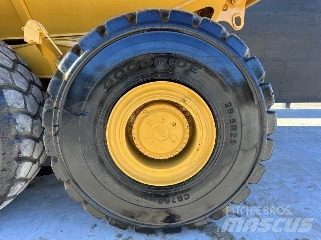 Bell B40E Dumper - Knickgelenk