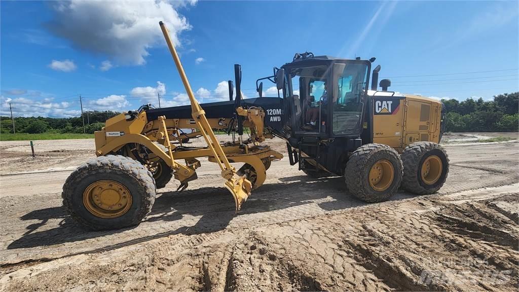 CAT 120M2 AWD Grader