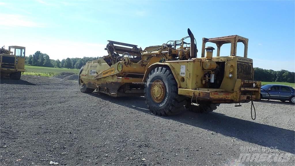 CAT 623B Schaber