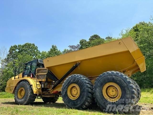 CAT 745 Dumper - Knickgelenk