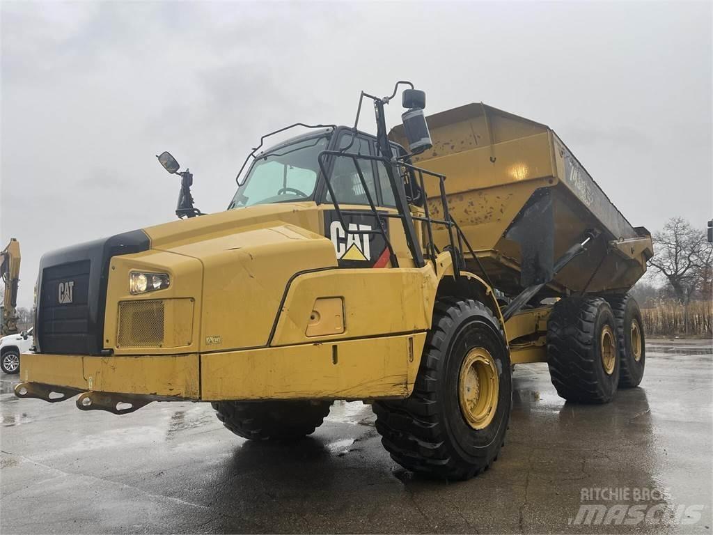 CAT 745C Dumper - Knickgelenk