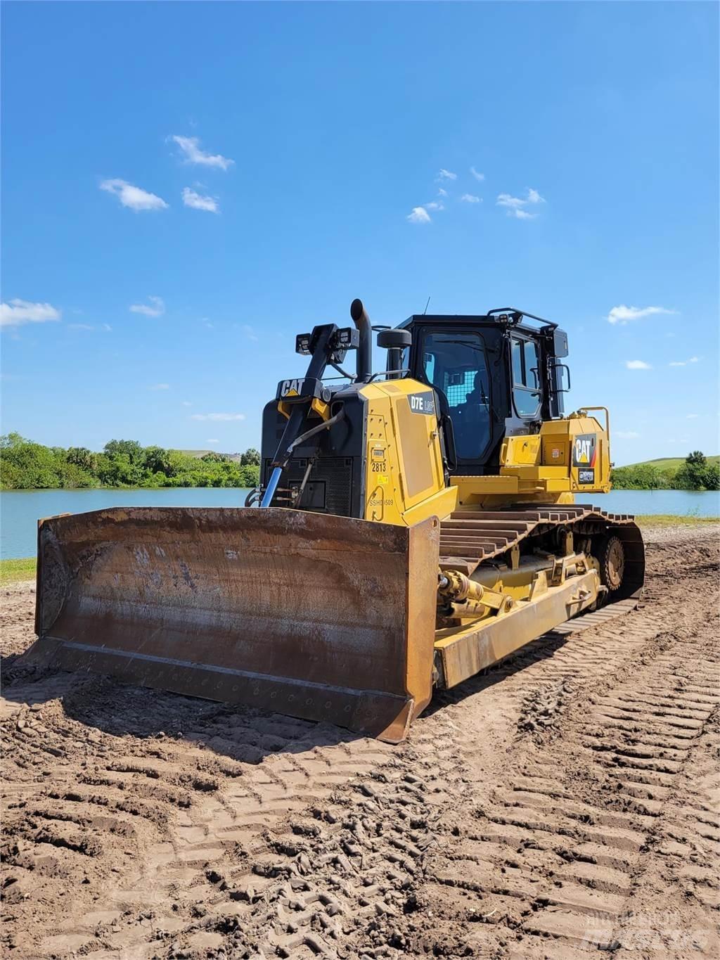 CAT D7E LGP Bulldozer