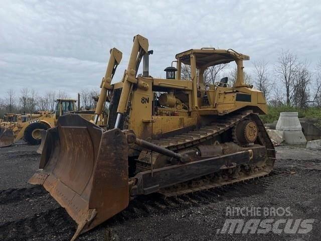 CAT D8N Bulldozer