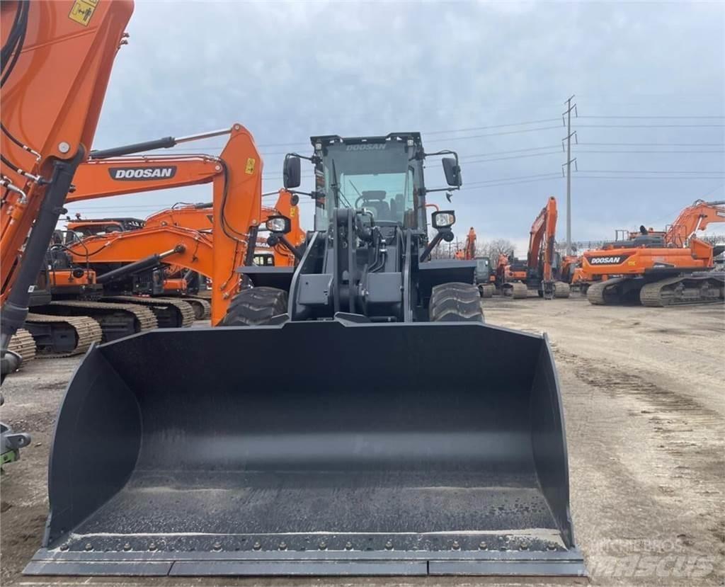 Develon DL280-7 Radlader