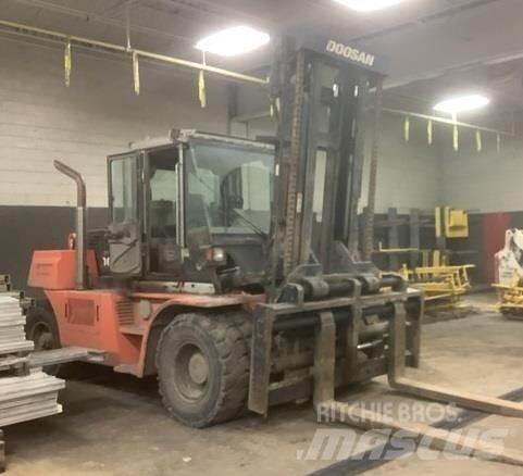 Doosan D160S-7 Andere Gabelstapler