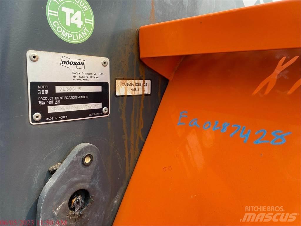 Doosan DL300-5 Radlader