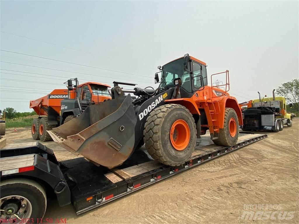 Doosan DL300-5 Radlader