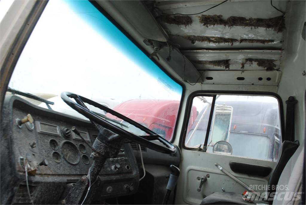 Ford L8000 Beton-Mischfahrzeuge