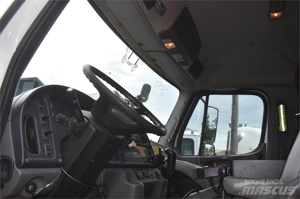 Freightliner 108SD Kommunal-Sonderfahrzeuge
