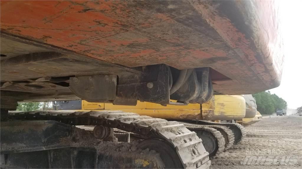 Hitachi ZX670 LC-5B Raupenbagger