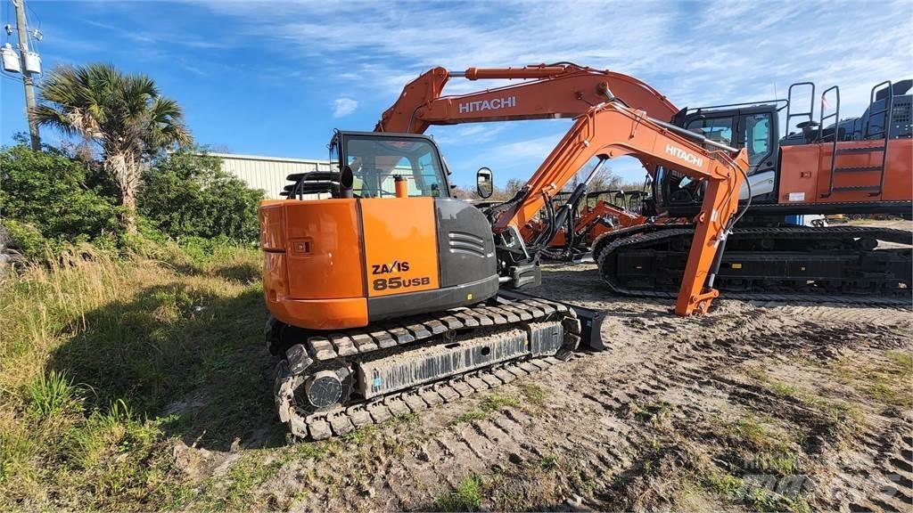 Hitachi ZX85USB-6 Raupenbagger