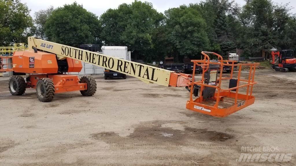 JLG 800S Teleskopbühnen