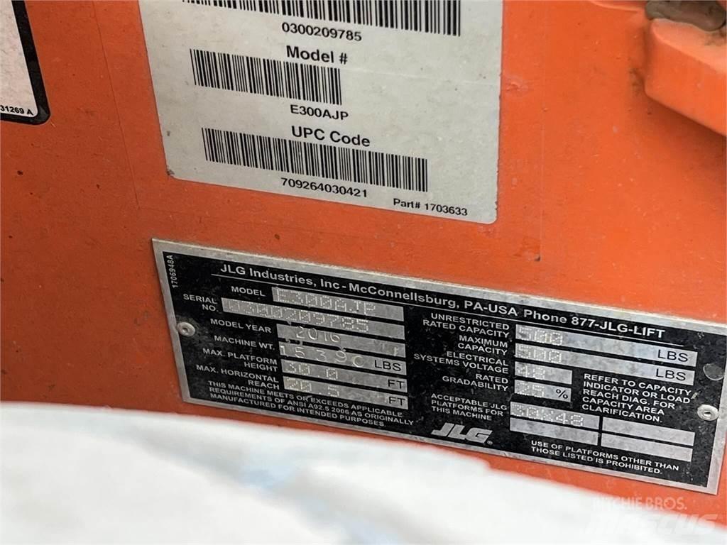 JLG E300AJP Gelenkteleskoparbeitsbühnen