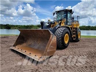 John Deere 744L Radlader