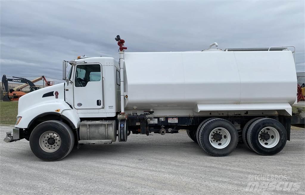 Kenworth T440 Wassertanker