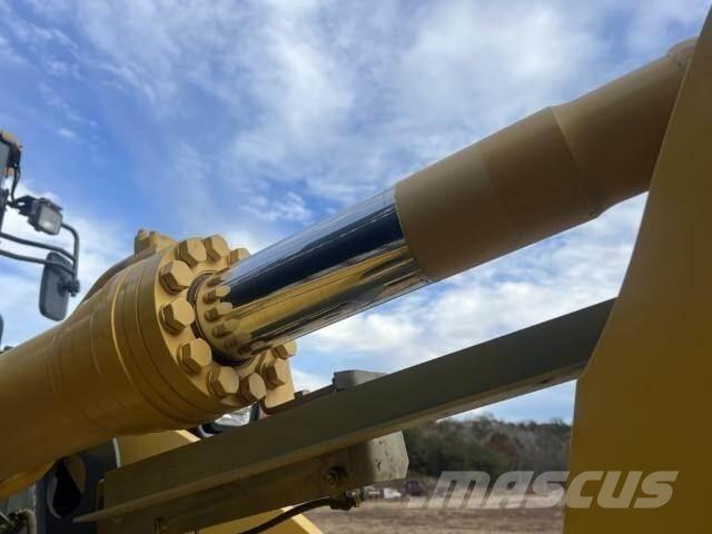 Komatsu WA320-8 Radlader