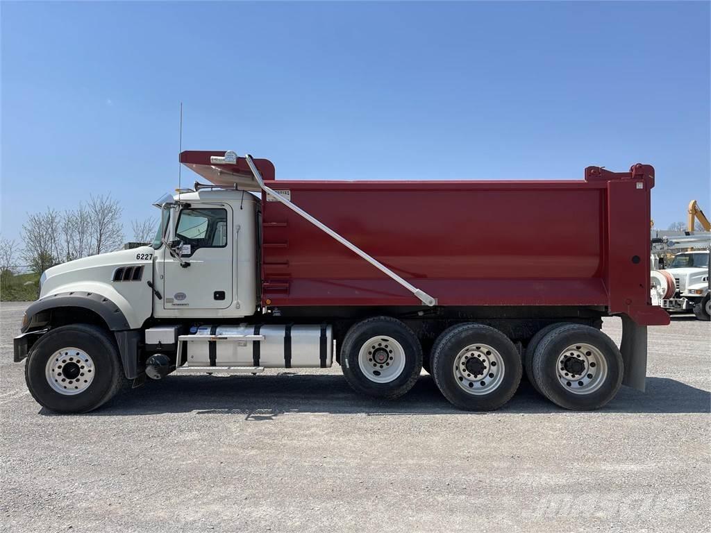 Mack GRANITE 64FR Sonstige Baumaschinen