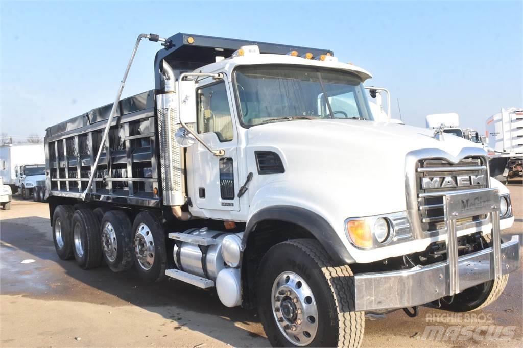 Mack GRANITE CV713 Kipper