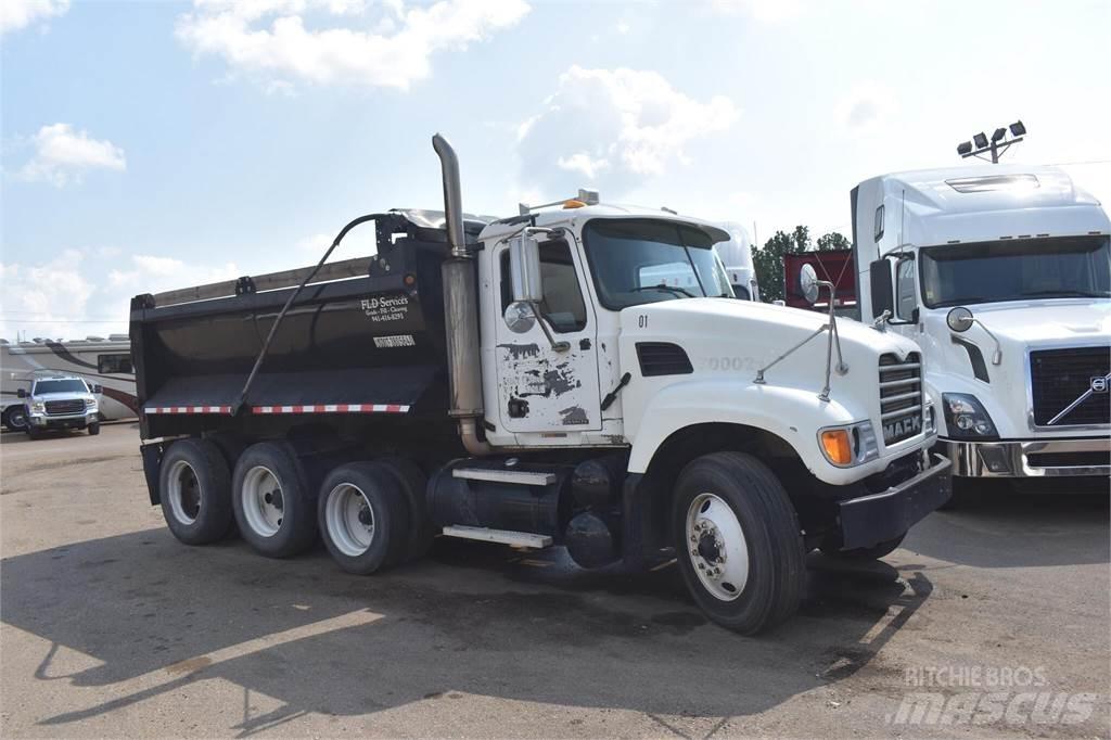 Mack GRANITE CV713 Kipper