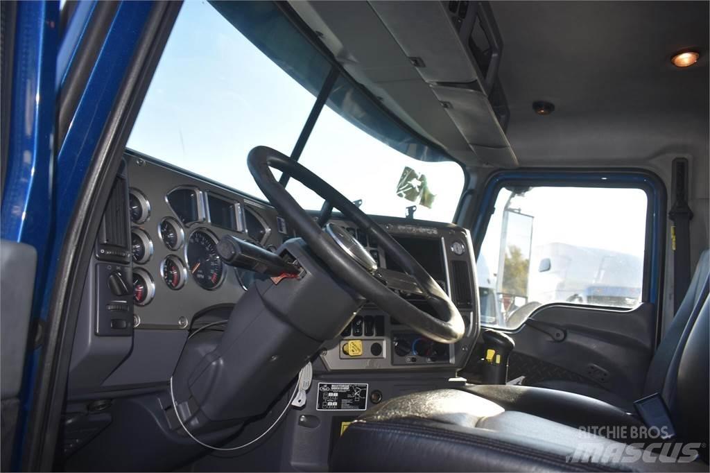 Mack GRANITE GU713 Kipper