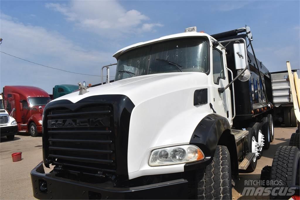 Mack GRANITE GU813 Kipper