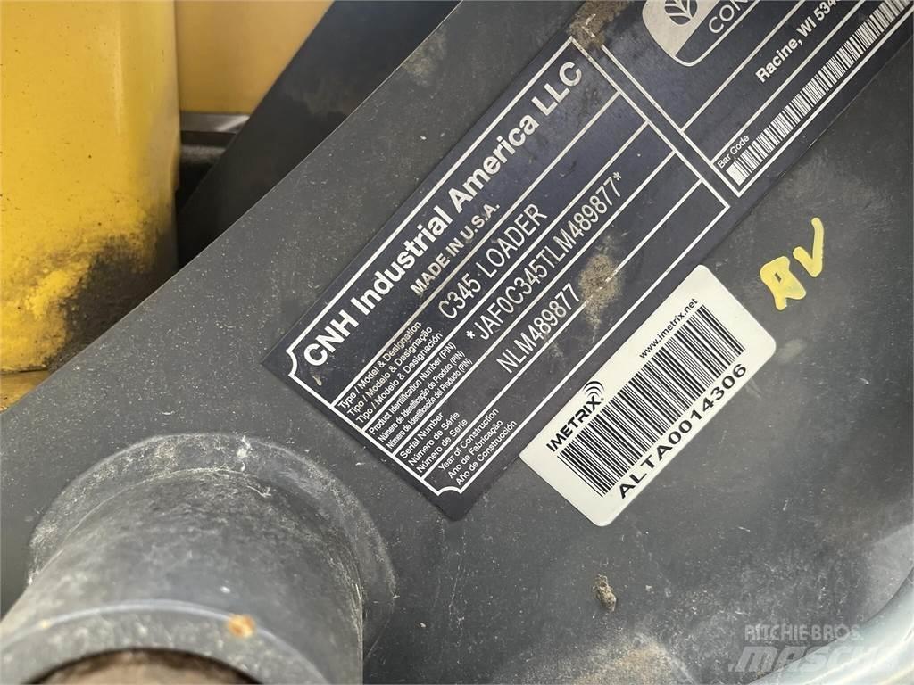 New Holland C345 Kompaktlader