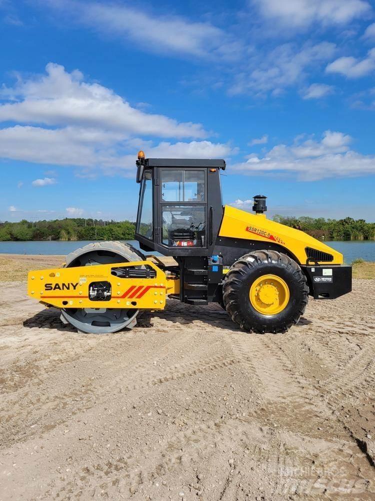 Sany SSR120C-8 Tandemwalzen