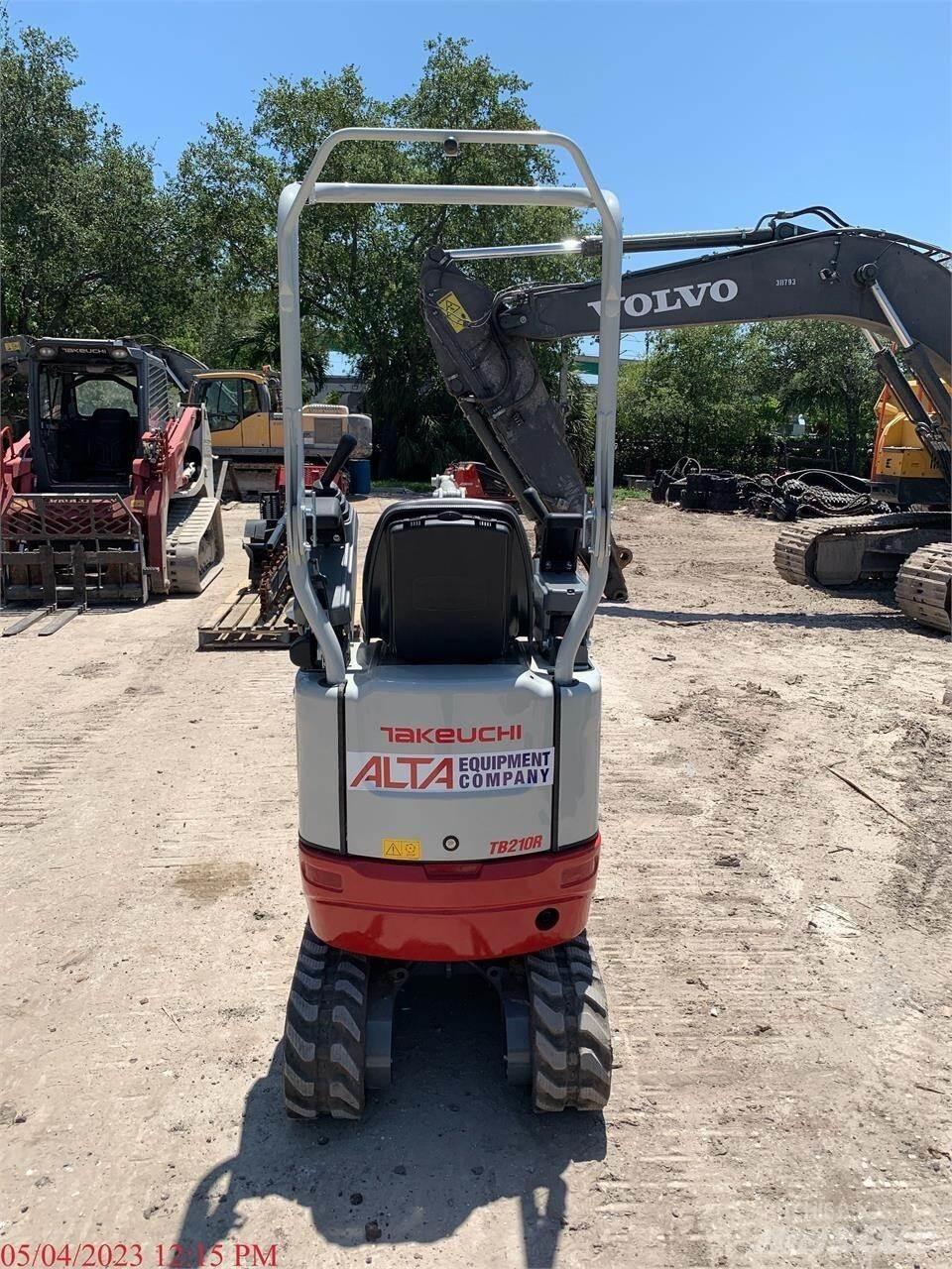 Takeuchi TB210R Minibagger < 7t