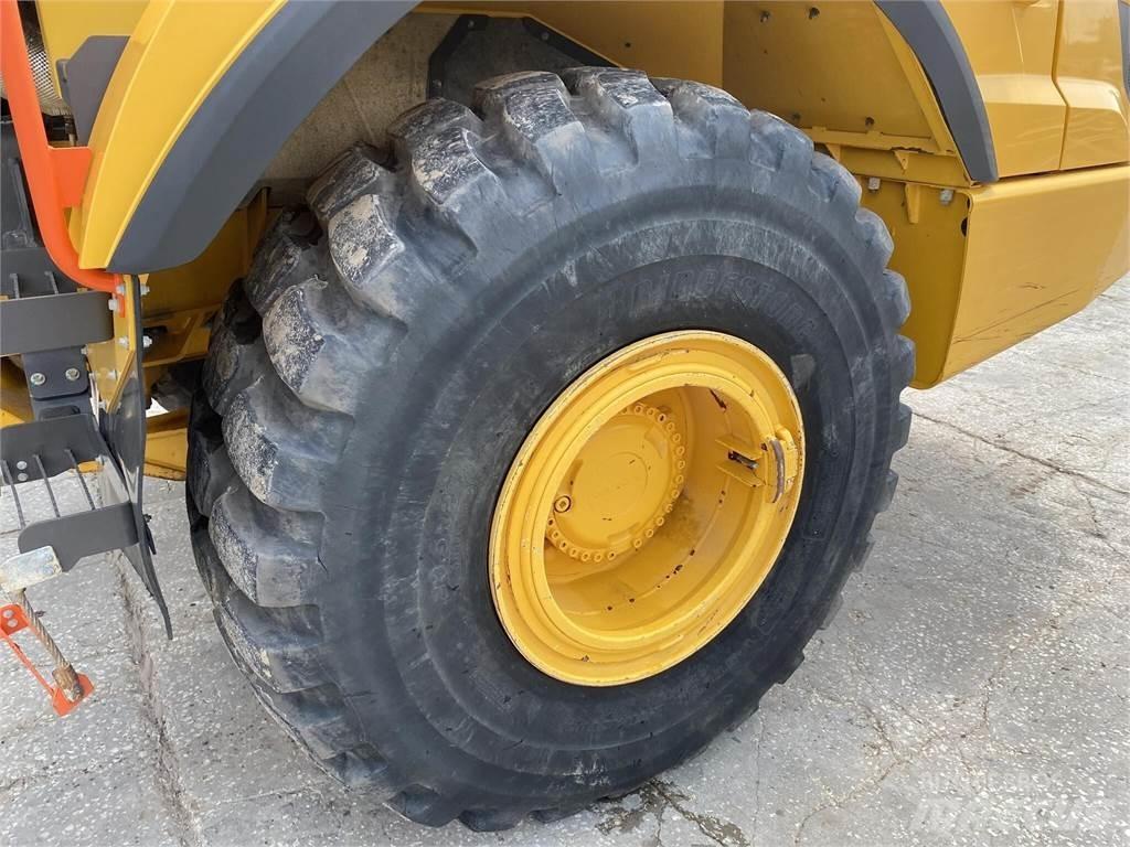 Volvo A25G Dumper - Knickgelenk