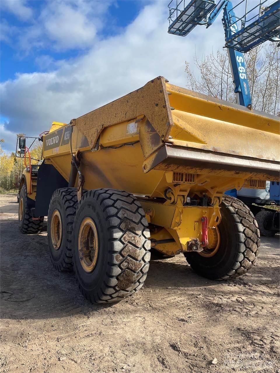 Volvo A25G Dumper - Knickgelenk