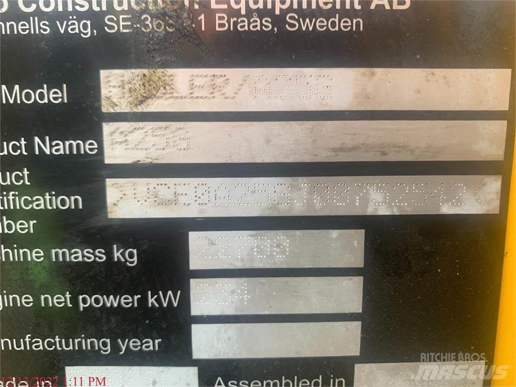 Volvo A25G Dumper - Knickgelenk