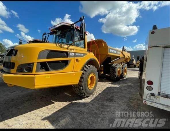Volvo A25G Dumper - Knickgelenk