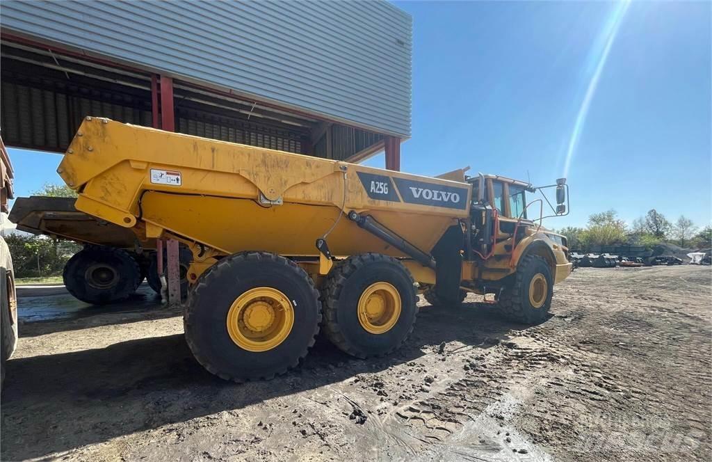 Volvo A25G Dumper - Knickgelenk