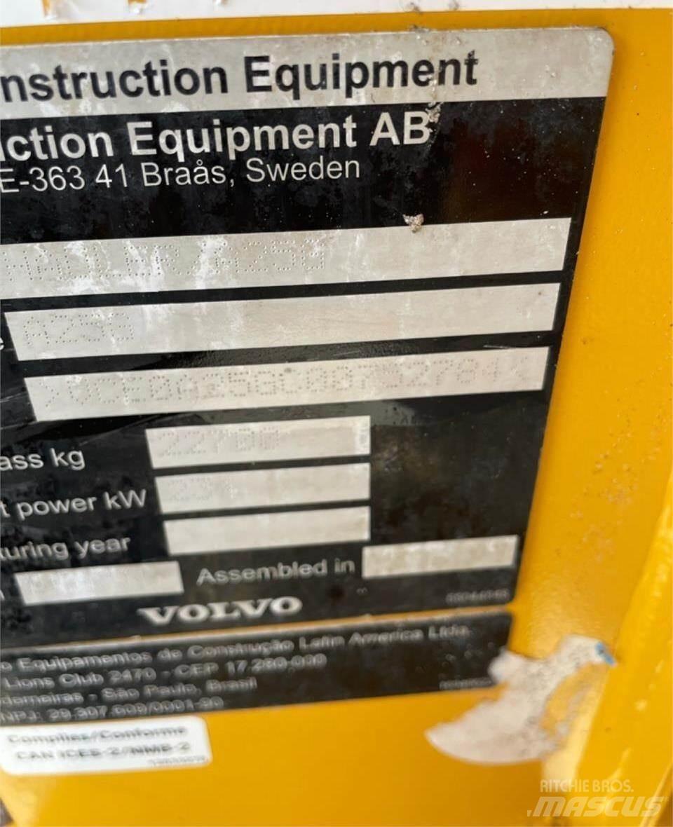 Volvo A25G Dumper - Knickgelenk