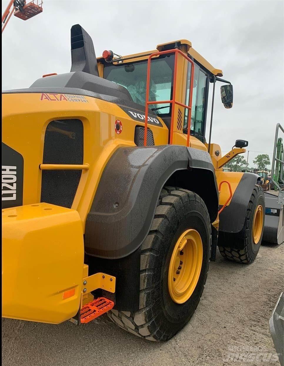 Volvo L120H Radlader