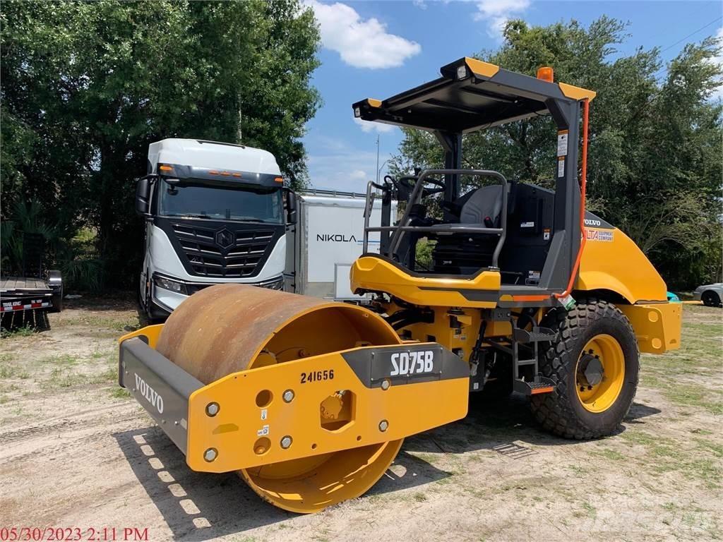 Volvo SD75B Tandemwalzen